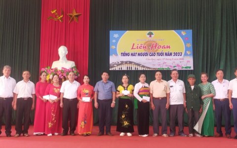 Hội Người Cao Tuổi xã Cẩm Quý tổ chức Liên hoan “ Tiếng Hát Người Cao Tuổi” năm 2023